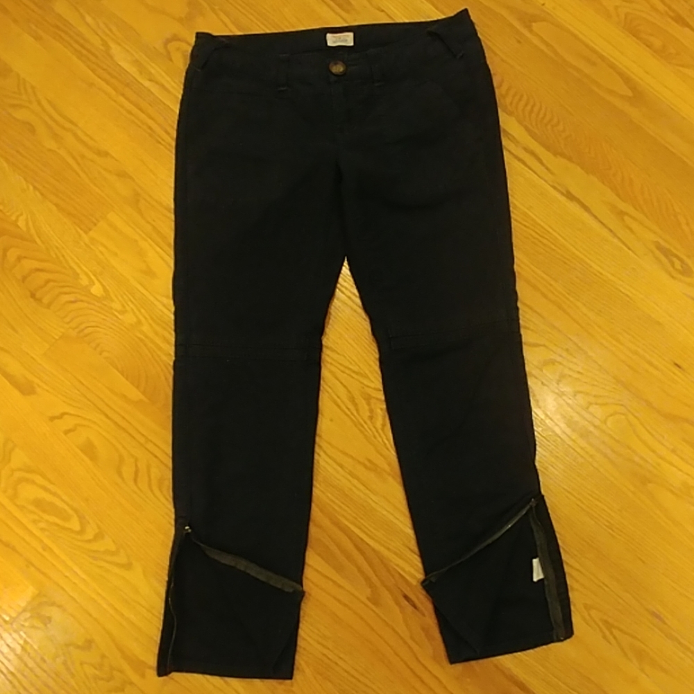 🖤CLOSET CLOSE OUT🖤
Free People Women's Black Crop Pants 
Size 4